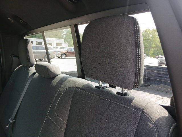 Used 2024 RAM 3500 Tradesman w/ Chrome Appearance Group AWD/4WD image 19