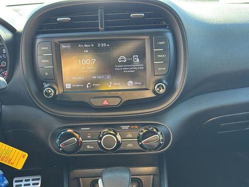Used 2022 Kia Soul LX w/ Technology Package image 13