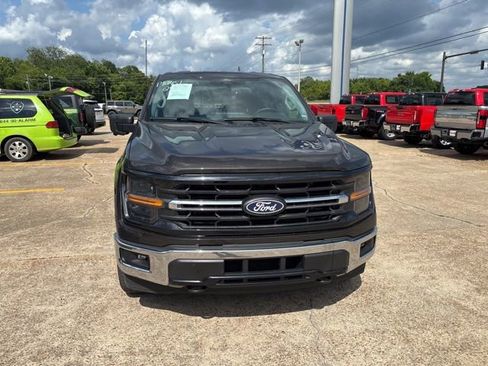 Certified 2024 Ford F150 XLT w/ Mobile Office Package AWD/4WD image 4
