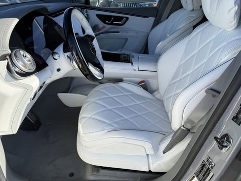 New 2025 Mercedes-Benz Maybach EQS 680 4MATIC image 15