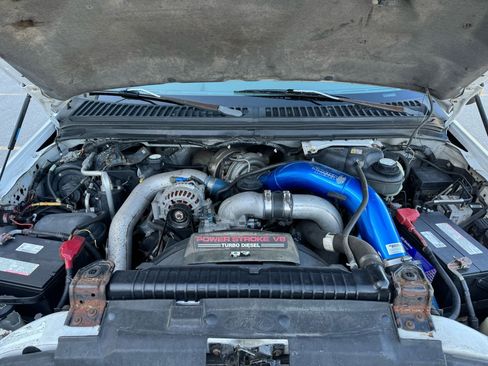 Used 2005 Ford F350 4x4 Regular Cab DRW Super Duty image 17