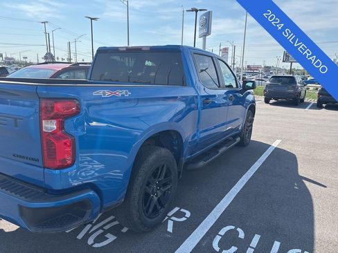 Used 2024 Chevrolet Silverado 1500 Custom w/ Turbomax Blackout Package AWD/4WD image 5