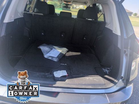 Used 2024 Nissan Rogue SV image 30