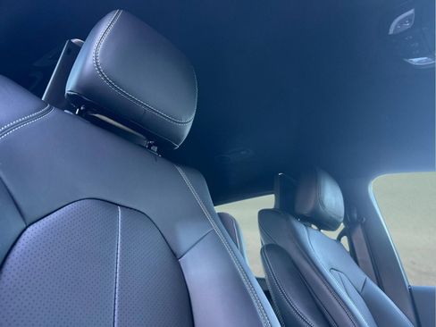 New 2026 Chrysler Pacifica Select image 19