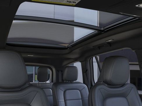 New 2025 Lincoln Aviator Reserve w/ Equipment Group 201A image 44