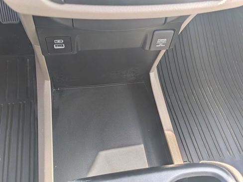 Used 2023 Honda Odyssey EX-L image 23