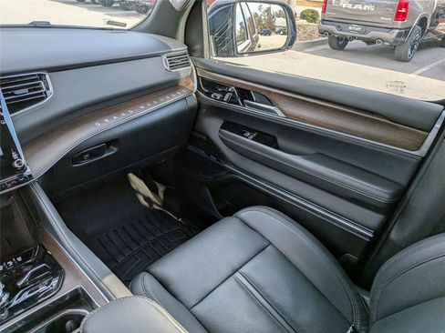 Used 2024 Jeep Grand Wagoneer Series I w/ Convenience Group III image 20