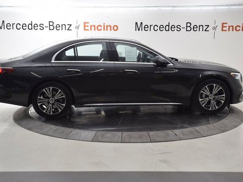 Used 2026 Mercedes-Benz E 350 4MATIC Sedan image 7