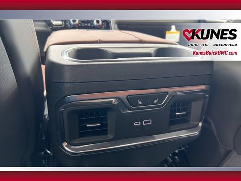 New 2026 GMC Sierra 3500 Denali Ultimate AWD/4WD image 35