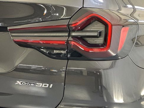 Used 2023 BMW X3 xDrive30i w/ Premium Package image 12