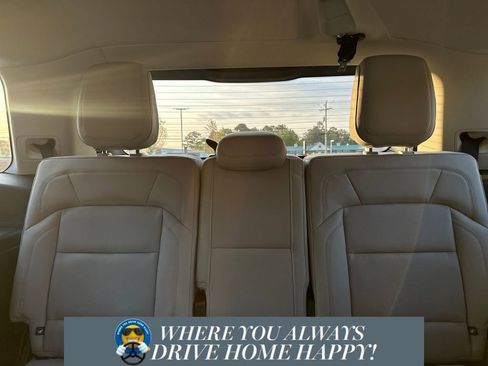 New 2026 Lincoln Navigator Premiere image 25