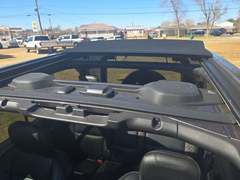Used 2021 Jeep Wrangler Unlimited Sahara AWD/4WD image 24