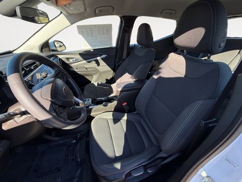 Used 2022 Chevrolet Bolt EUV LT image 10