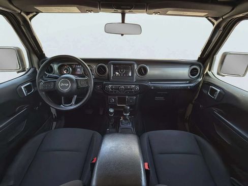 Used 2022 Jeep Wrangler Unlimited Sport AWD/4WD image 9
