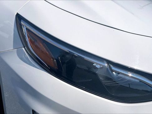 Used 2022 Chevrolet Malibu LT w/ Leather Package FWD image 31