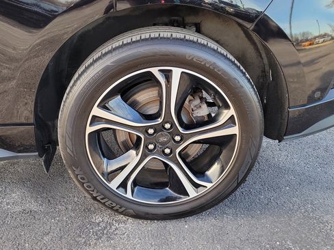 Certified 2024 Ford Edge ST w/ Equipment Group 401A image 5