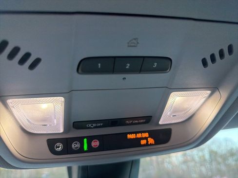 New 2026 Chevrolet Blazer LT image 22