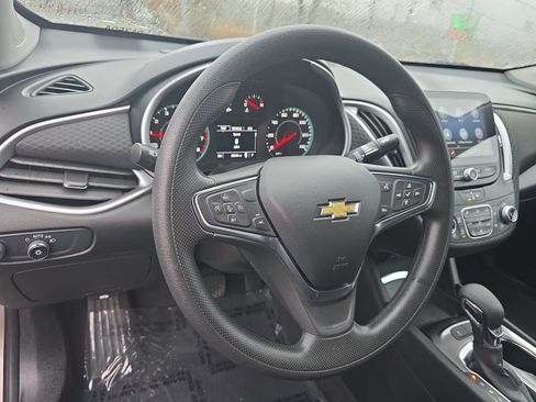Used 2024 Chevrolet Malibu LT image 22
