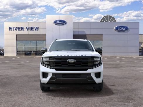 New 2027 Ford Expedition Platinum w/ Stealth Performance Package AWD/4WD image 3