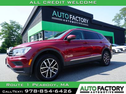 Used 2021 Volkswagen Tiguan SE w/ Panoramic Sunroof Package