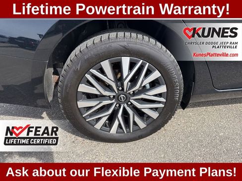 Used 2024 Nissan Altima 2.5 SV AWD/4WD image 12