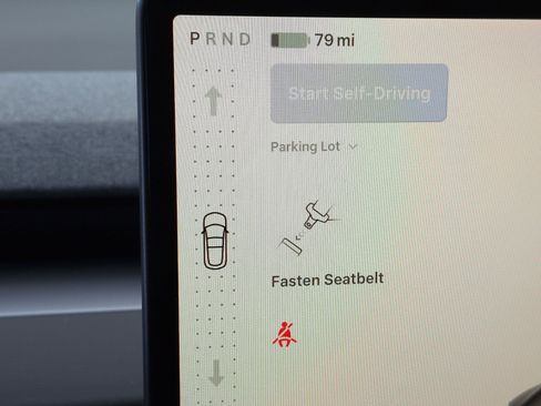 Used 2025 Tesla Model 3 image 26