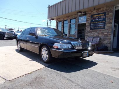 Used 2011 Lincoln Town Car Executive L