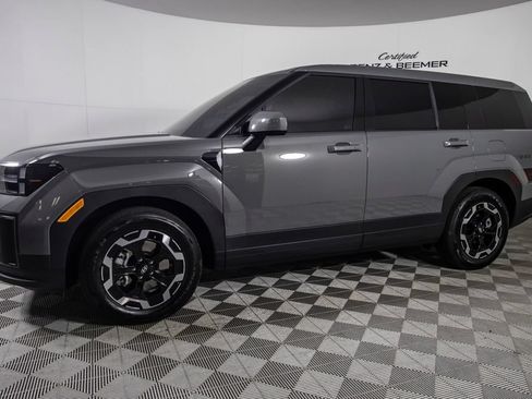Used 2026 Hyundai Santa Fe SE FWD image 10