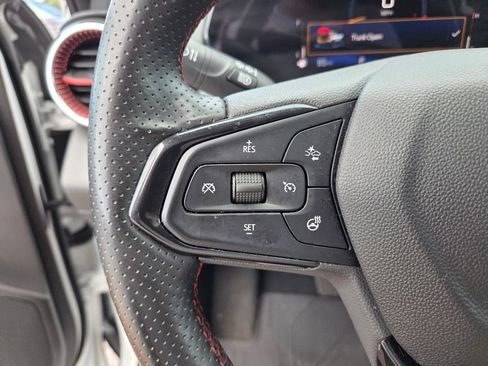 Used 2025 Chevrolet Trax RS w/ Driver Confidence Package FWD image 29