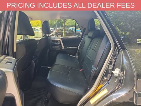 Used 2020 Toyota 4Runner SR5 AWD/4WD image 9