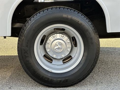 Used 2024 RAM 3500 Tradesman image 27