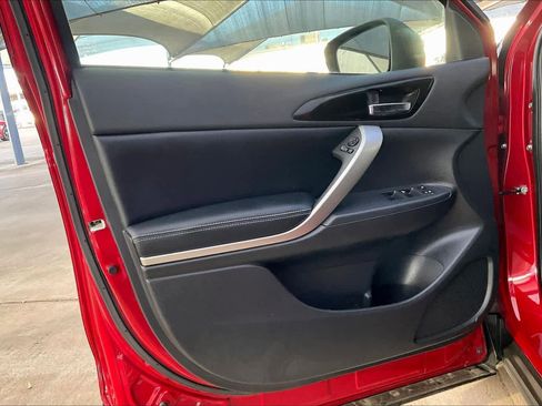 Used 2024 Mitsubishi Eclipse Cross SE image 20