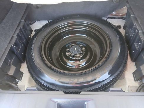 Used 2023 Nissan Murano SV image 16