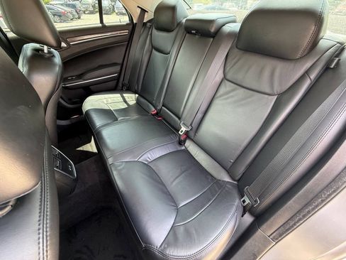 Used 2017 Chrysler 300 Limited w/ 300 Premium Group RWD image 22