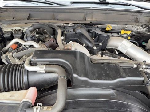 Used 2015 Ford F350 XLT w/ XLT Premium Package image 32