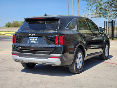 New 2026 Kia Sorento LX image 4
