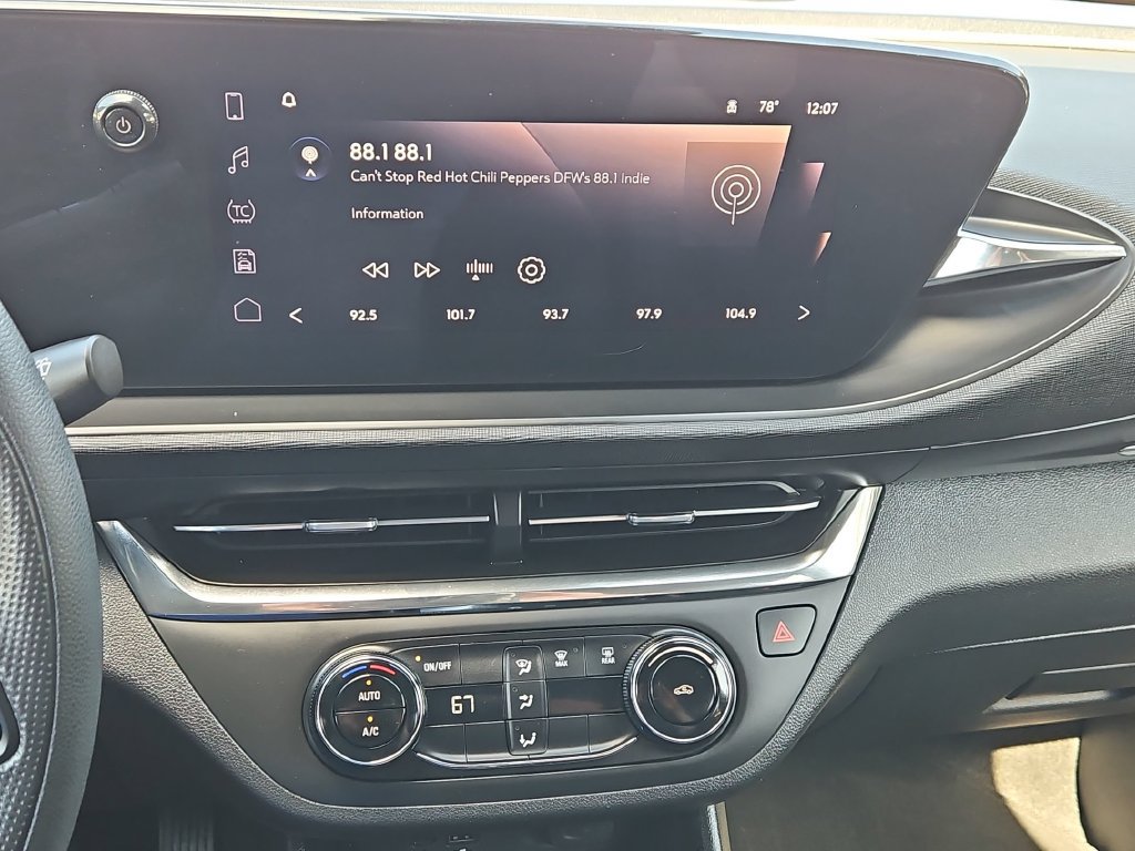 Used 2026 Buick Envista Preferred FWD image 19