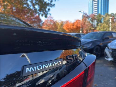 Certified 2022 Nissan Altima 2.5 SR w/ Midnight Edition Package image 12