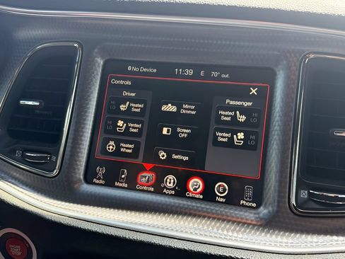 Used 2016 Dodge Challenger SRT Hellcat RWD image 22