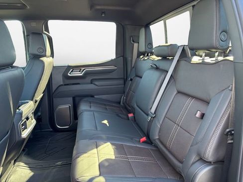 New 2026 Chevrolet Silverado 1500 High Country AWD/4WD image 13