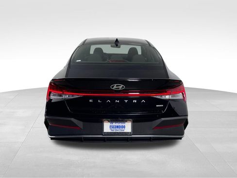 New 2026 Hyundai Elantra SEL FWD image 4