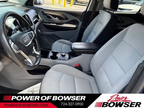 Used 2022 GMC Terrain SLE w/ LPO, Floor Liner Package AWD/4WD image 9