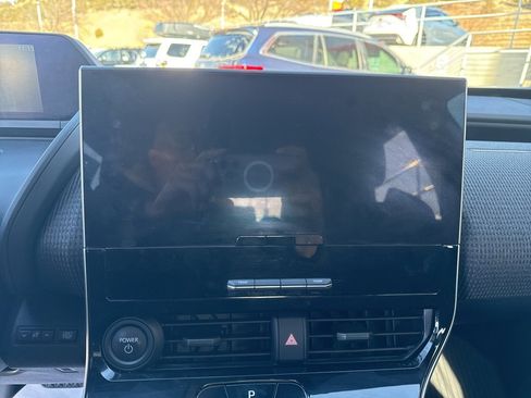 Used 2023 Toyota bZ4X XLE image 18