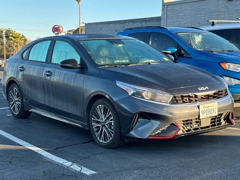 Used 2024 Kia Forte GT-Line w/ GT-Line Premium Package image 2