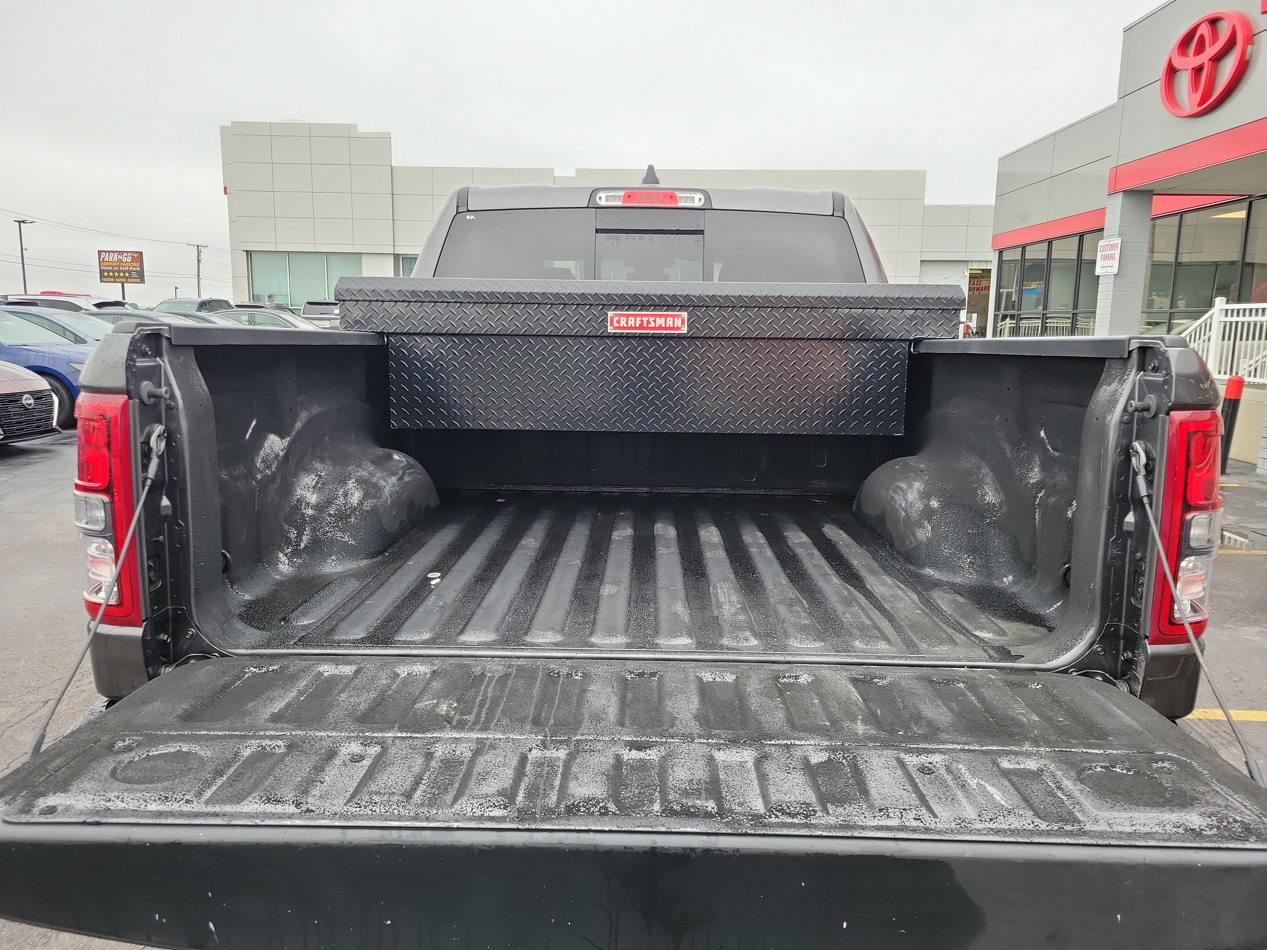 Used 2022 RAM 1500 Big Horn AWD/4WD image 8
