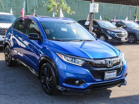 Used 2022 Honda HR-V Sport image 3