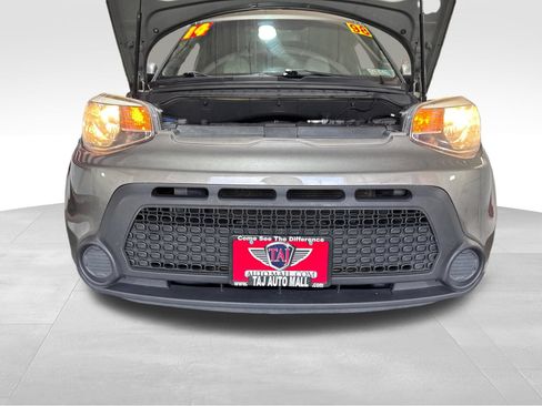 Used 2014 Kia Soul FWD image 20
