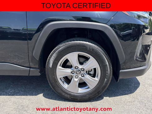 Certified 2025 Toyota RAV4 XLE AWD/4WD image 33