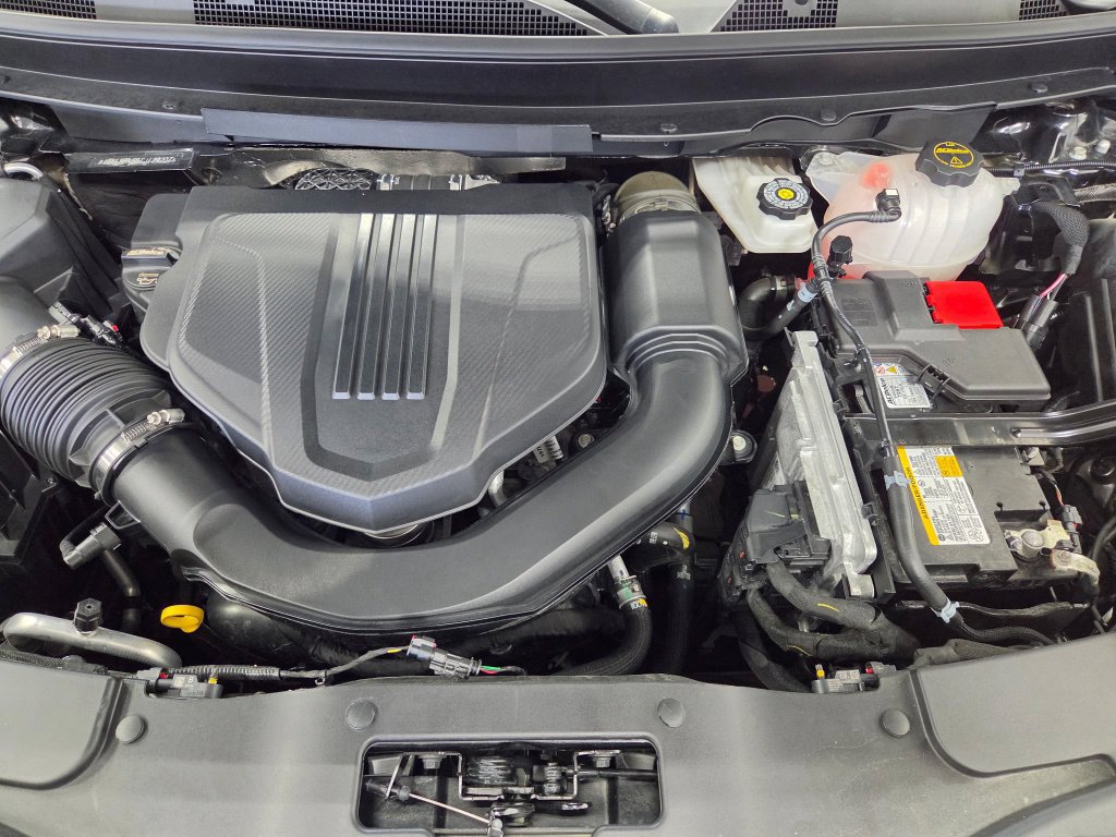 Used 2026 GMC Acadia Denali w/ LPO, Floor Liner Package AWD/4WD image 48