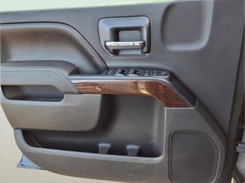 Used 2015 GMC Sierra 1500 SLE w/ SLE Value Package image 19